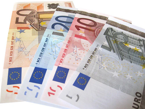— © Flickr Euro bills reynermedia CC BY 2.0 Bestimmte Rechte vorbehalten